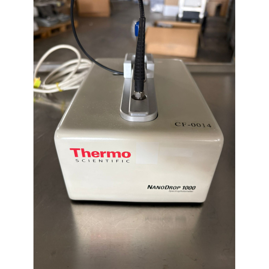 ESPECTROFOTÓMETRO THERMO SCIENTIFIC NANODROP 1000