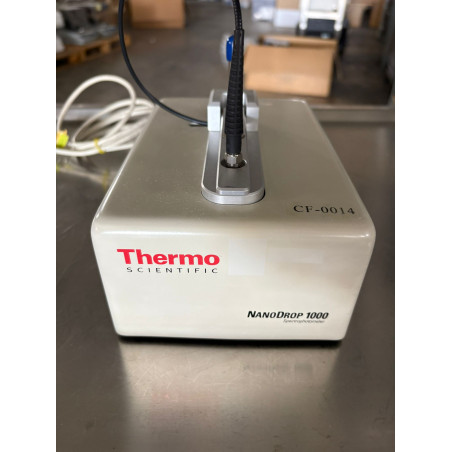 ESPECTROFOTÓMETRO THERMO SCIENTIFIC NANODROP 1000
