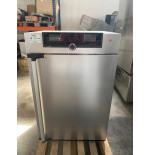 INCUBADORA DE LABORATORIO MEMMERT ICO240 CON CONTROL DE CO2
