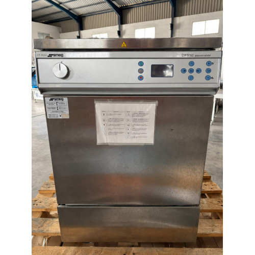 LAVADORA DE CRISTALERÍA DE LABORATORIO SMEG GW3060