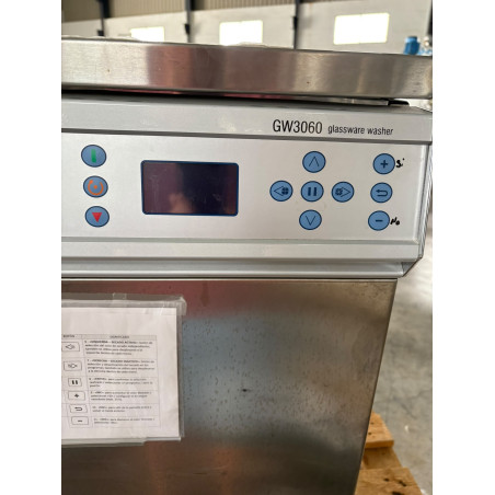 LAVADORA DE CRISTALERÍA DE LABORATORIO SMEG GW3060