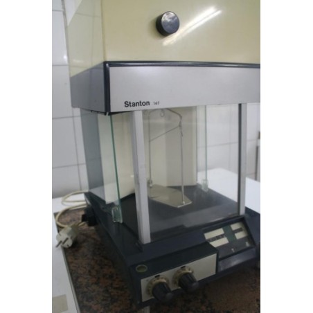 Balanza de precision Stanton 14 F y mesa antivibratoria