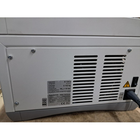 Centrifuga refrigerada Eppendorf AR 5702 - Capacidad Máx. 4x100 ml