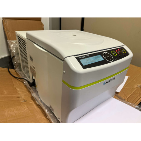 centrifuga refrigerada sobremesa kubota S300TR