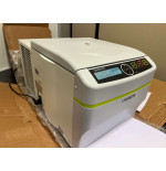 centrifuga refrigerada sobremesa kubota S300TR