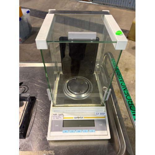 BALANZA ANALÍTICA DE LABORATORIO SARTORIUS BP 210 S